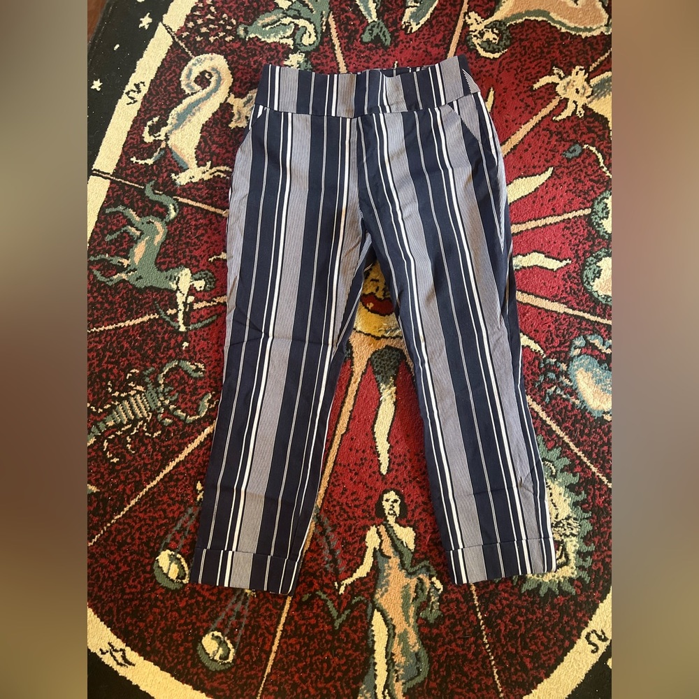 Women’s Navy and White Striped Pull On Cropped and Cuffed Dress Pant, Size M.